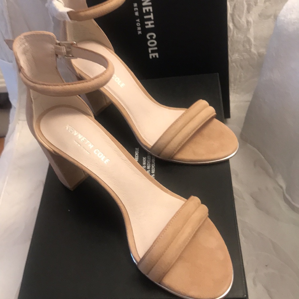 Kenneth Cole Women's Tan Heeled Sandals - Picture 5 of 13